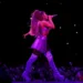Ariana Grande emocionon publikun në Londër, përmbyll turneun me dhjetë koncerte dhe largohet përkohësisht nga skena publike