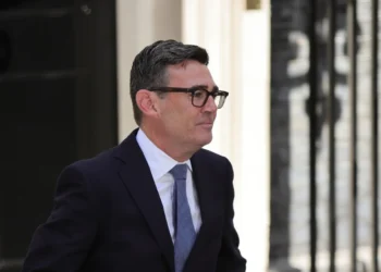Harry dhe Meghan planifikojnë rikthimin në Britani, Andy Burnham: Siguria e çiftit është çështje private