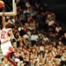 Fanella e Michael Jordanit nga finalet e vitit 1998 synon rekordin e shitjes në ankand