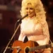 Dolly Parton ndahet nga jeta në moshën 80-vjeçare, muzika botërore humb ikonën e “Jolene