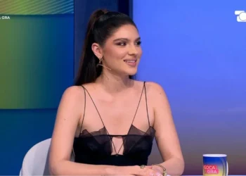 Jeni të neveritshëm”/ Kleoniki Delijorgji reagon ndaj meshkujve që e ngacmojnë edhe kur janë me partnere