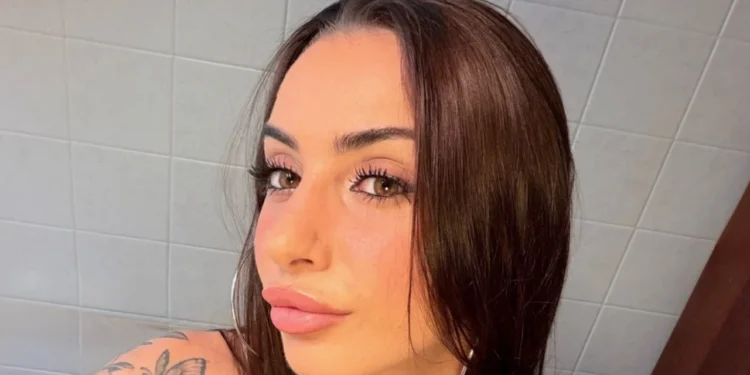Artistja që dhunoi gjyshen kërkon lirimin nga burgu: Duhet të promovoj këngën në Instagram