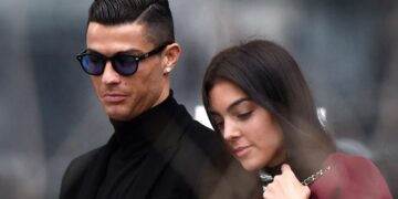 DETAJET/ Dasma e Cristiano Ronaldo dhe Georgina Rodriguez pati vetëm 4 të ftuar! Ja çfarë parashikon kontrata paramartesore që nënshkruan