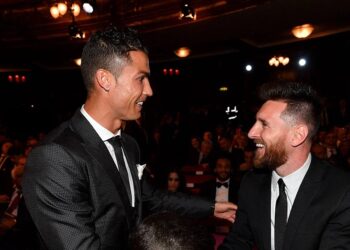 Humbi babanë, Ronaldo ngushëllon Messin pas mesazhit prekës: Një përqafim i madh për ty dhe të dashurit tuaj! Qëndroni të fortë