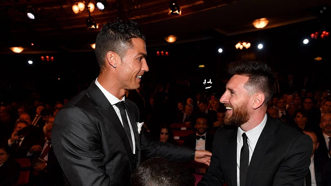 Humbi babanë  Ronaldo ngushëllon Messin pas mesazhit prekës  Një përqafim i madh për ty dhe të dashurit tuaj  Qëndroni të fortë