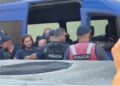“Sokrat, jemi këtu o shpirt, o vlla!”- Vrasja e turistit portugez në Ksamil, dalin para Gjykatës 11 të arrestuarit, familjarët i mbështesin me thirrje!