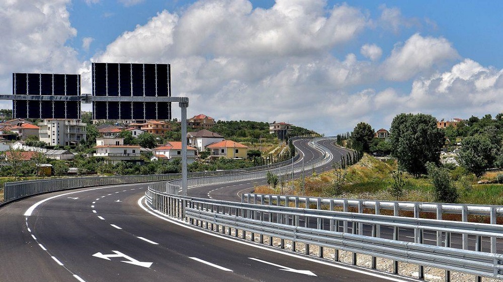 Korridori Blu  Karakaçi  Autostrada Kashar Rrogozhinë nis ndërtimin brenda këtij viti