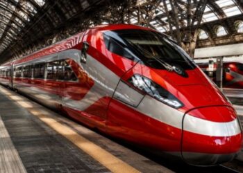 Italia në grevë transporti, pritet kaos në avionë dhe trena gjatë shtatorit! Anulime fluturimesh e udhëtimi, ja çfarë kërkojnë sindikatat