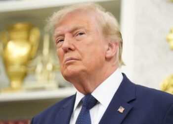 E bujshme nga “WSJ”: Trump braktis marrëveshjen bërthamore me Iranin, për të hapur ngushticën e Hormuzit! Ja shkaqet e tërheqjes