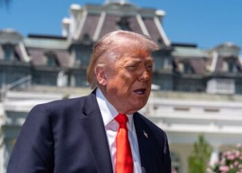Trump kërcënon me kosto të jashtëzakonshme vendet që tregtojnë me Iranin -