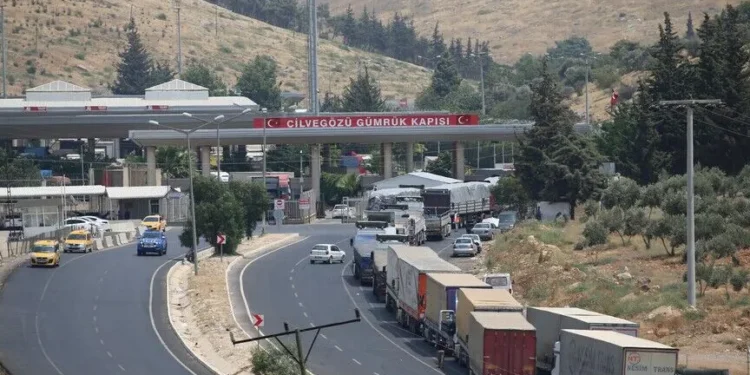 Turqia dhe Siria synojnë 10 miliardë dollarë tregti, diskutojnë në Damask mbi objektivin -