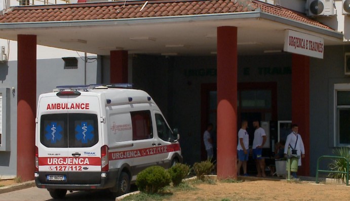 Bilanc lufte  te Trauma  çdo ditë 250 persona përfundojnë të shtruar në spital  Pjesa më e madhe nga aksidentet rrugore