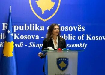 Ngëçi politik në Kosovë, PDK akuzon Kurtin pas tensioneve në Kuvend: Po bllokon institucionet, Republika është mbi ne!