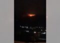 Vatër zjarri në malin e Shashicës në Vlorë, era favorizon flakët, terreni i vështirë për ndërhyrje!