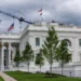 Trump u ndaloi disa mediave raportimin në Shtëpinë e Bardhë, Gjykatësi urdhëron rikthimin e aksesit -