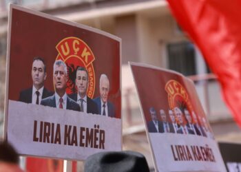 Braçe publikon pamje nga lufta në Kosovë: Vendim i turpshëm, historinë e UÇK-së nuk e ndryshon dot asnjë gjykatë!