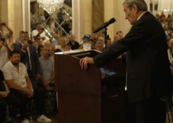 Tubim kundër Berishës në SHBA, protestuesi: Është ‘non grata’ për shqiptarët e Amerikës, jemi sulmuar e kërcënuar