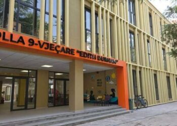 “Ka bombë në shkollë”/ Telefonata alarmon Tiranën, Antiterrori prangos autorin pas kontrolleve