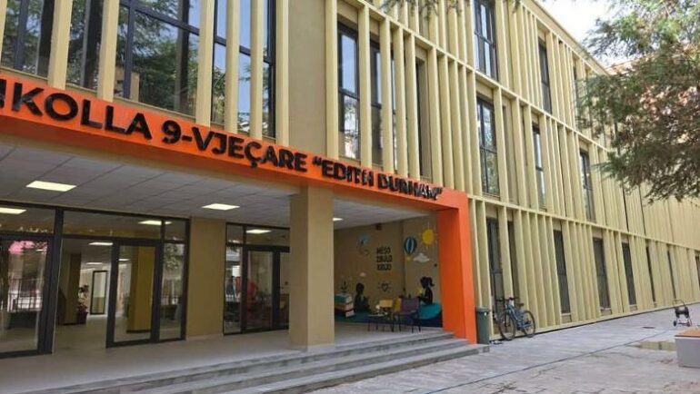  Ka bombë në shkollë   Telefonata alarmon Tiranën  Antiterrori prangos autorin pas kontrolleve