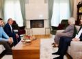 “Do të vazhdojmë betejën për drejtësi”, Hamza viziton familjet Thaçi, Veseli dhe Krasniqi