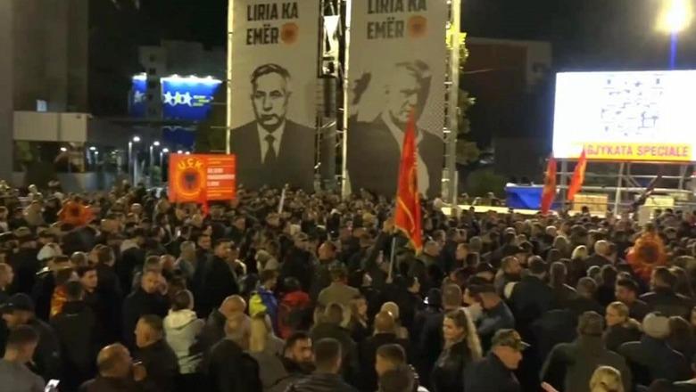 Protesta e 15-të në Prishtinë! Mijëra qytetarë kërkojnë drejtësi për ish-drejtuesit e UÇK-së