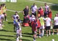 Momente paniku në Itali, futbollisti rrëzohet pa ndjenja në fushë