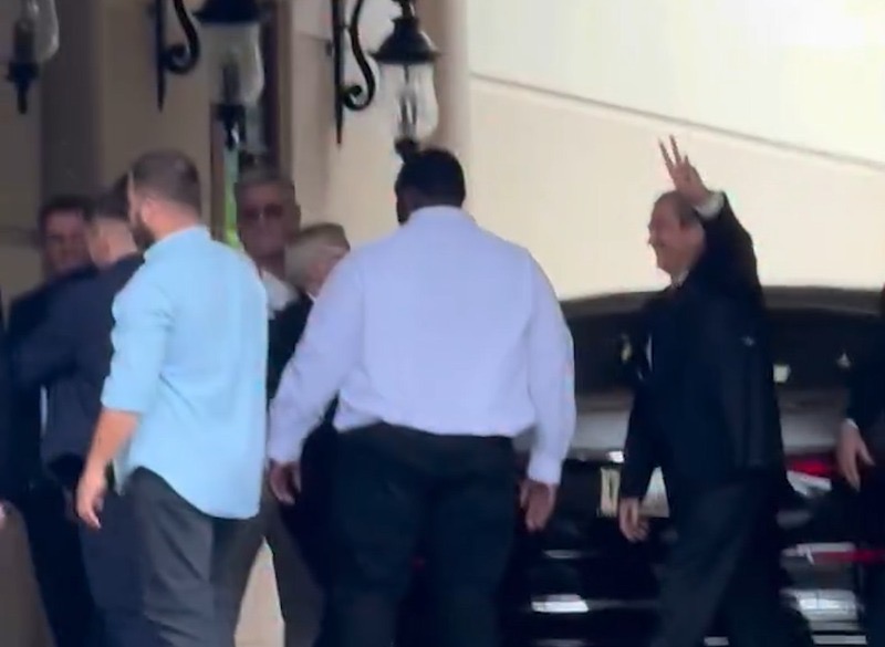 Përplasje në SHBA  Militantët e Berishës dhunojnë protestuesit  ndërhyn policia amerikane  VIDEO 