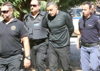 I njohur për arratisjet spektakolare/ Si arriti Alket Rizai të merrte 16 leje nga burgu grek?