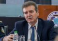 “Call Centerat shqiptare po na mashtrojnë”, ministri grek lëshon alarmin: Do arrestohen të gjithë!