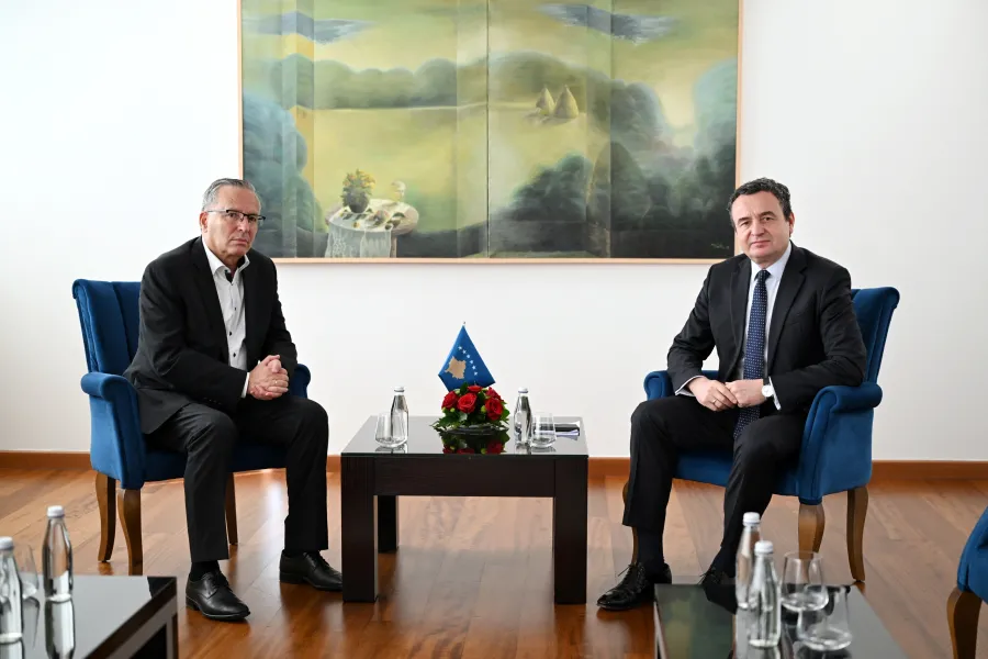 Kurti takon Hamzën pas aktgjykimit të Hagës  Të gjejmë rrugët për të korrigjuar vendimin e padrejtë ndaj ish krerëve të UÇK së