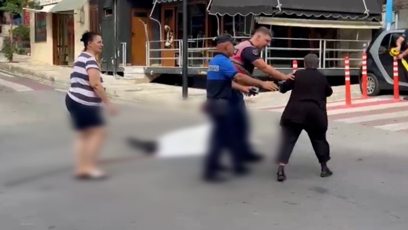 Tronditet Saranda  Vritet në qendër të qytetit 42 vjeçari  plagoset edhe një kalimtar