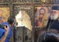 VIDEO / ‘Mos bëj politikë brenda manastirit’, prifti i Zvërnecit i përvishet Tabakut: Kur të jemi në kafe, na pyet për këto…