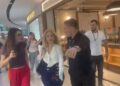 VIDEO / Protesuesit sulmuan deputeten e PS, reagon Koçiu: Kjo është dhunë e mirëfilltë!