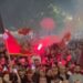 Protesta kundër vendimit të Hagës! Qytetarët dhe familjarët e të dënuarve mbushin sheshin “Skënderbeu”