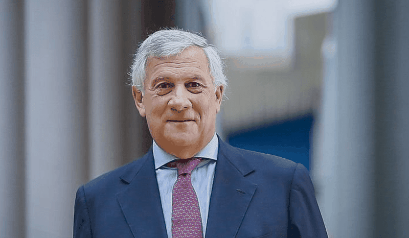 Tajani  Italia nuk është në luftë  por BE ja duhet të forcojë misionin detar në Detin e Kuq