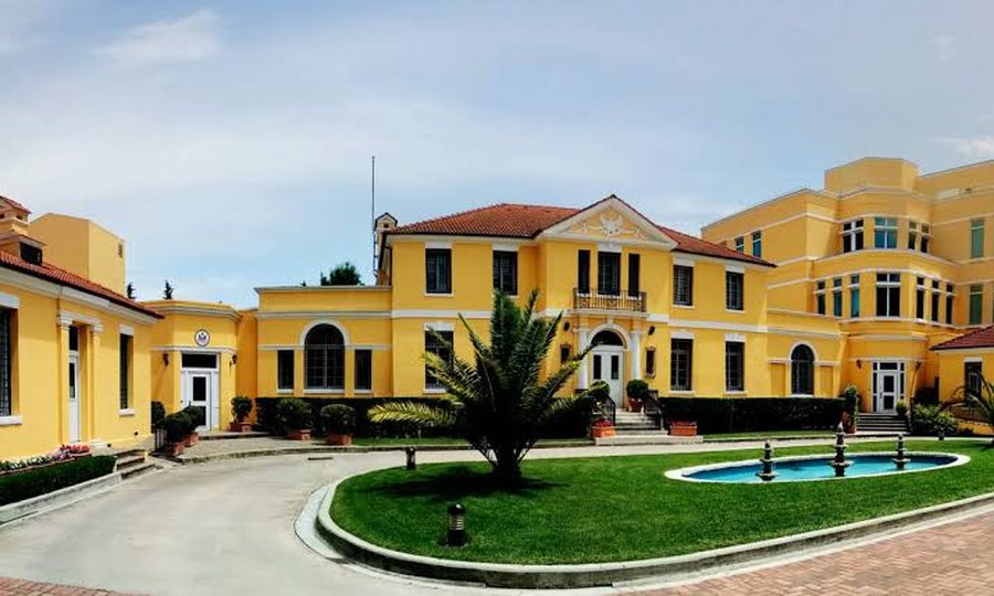 Riatdhesimi i 5 shtetasve nga Siria  SHBA të vlerësojnë Shqipërinë  ja reagimi i ambasadës