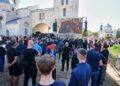A do t’i ndalohet rruga në BE? Costa dhe Von der Leyen: Të shokuar nga Serbia me funeralin e Mlladiç