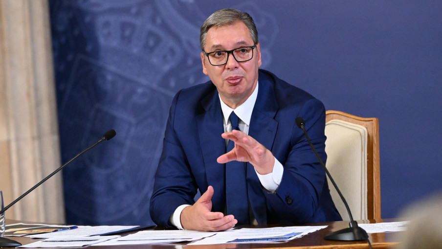 Vuçiç sulmon liderët shqiptarë për qëndrimet e tyre pas vendimit të Hagës dhe ngre pretendimin për  standarde të dyfishta  ndaj Serbisë