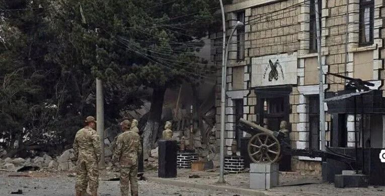 Tragjedi në Bolivi  shpërthime të fuqishme në kazermë  10 viktima dhe dhjetëra të plagosur