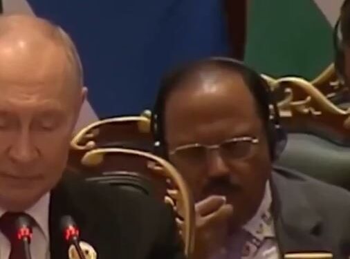 Zyrtarët indianë kapen "mat" duke ngrënë teksa Putin fliste në Samitin BRICS, reagime të shumta në rrjet (VIDEO) -