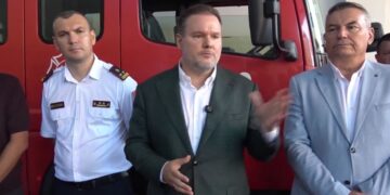 Demo takim me zjarrfikësit në Tiranë: Plan me bashkitë për parandalimin e zjarreve, synojmë…