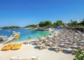 “Travel Off Path”: Ksamili shpallet destinacioni bregdetar më i mirë në Evropë