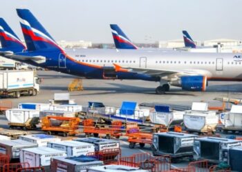 Analiza: Sa mund t’i pengojë Ukraina fluturimet civile në Rusi?