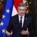 Varrimi shtetëror i kriminelit të luftës ndez reagimin e Kroacisë, Plenkoviç paralajmëron Serbinë -