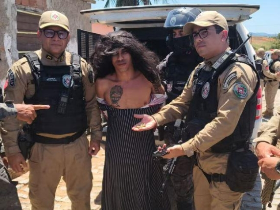 I maskuar si grua dhe me fëmijë në krahë  Arrestohet vrasësi serial në Brazil  Ka rrëfyer 80 vrasje