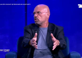 “Me burg të dënohen ata që bëjnë vrasje”, Manjani kundër dënimit të Veliajt: Nuk duhej të ishte arrestuar!