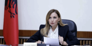 Tabaku i përgjigjet Ramës: Shqipëria vuan nga një republikë e të korruptuarve