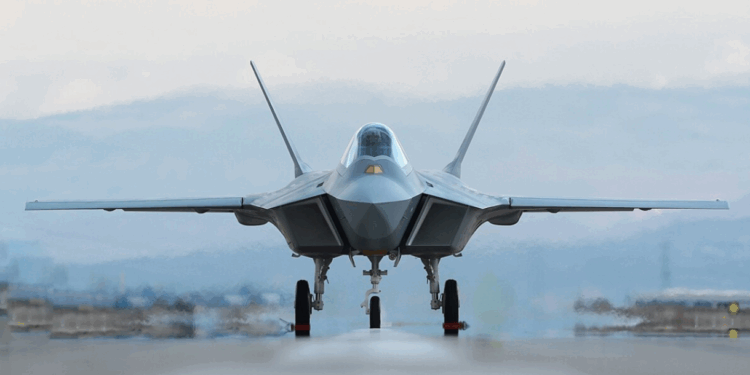 Alarm në SHBA, avion luftarak intercepton një avion mbi Camp David, aty ku po qëndronte Trump -