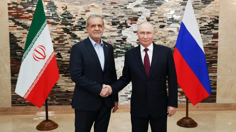 Rusia thellon bashkëpunimin me Iranin  nga energjia bërthamore te kanalet financiare dhe industria ushtarake