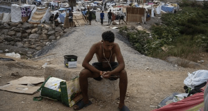 Më shumë se 3 mijë emigrantë në rrugët e Ceutës, Spanja përgatit rikthimin e tyre në Marok -